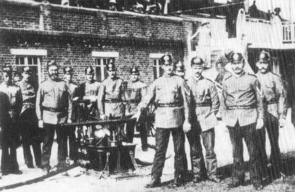 Übung am Rennstall 1893