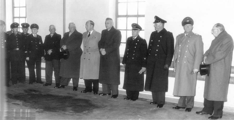 Einweihung der Ehrentafel am 05.05.1957