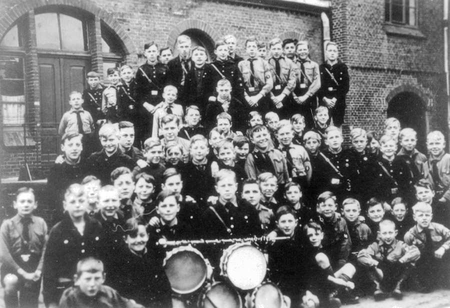 "Jungvolk" Tambourcoprs 1933 - 1945 "Jungvolk" Tambourcoprs 1933 - 1945
