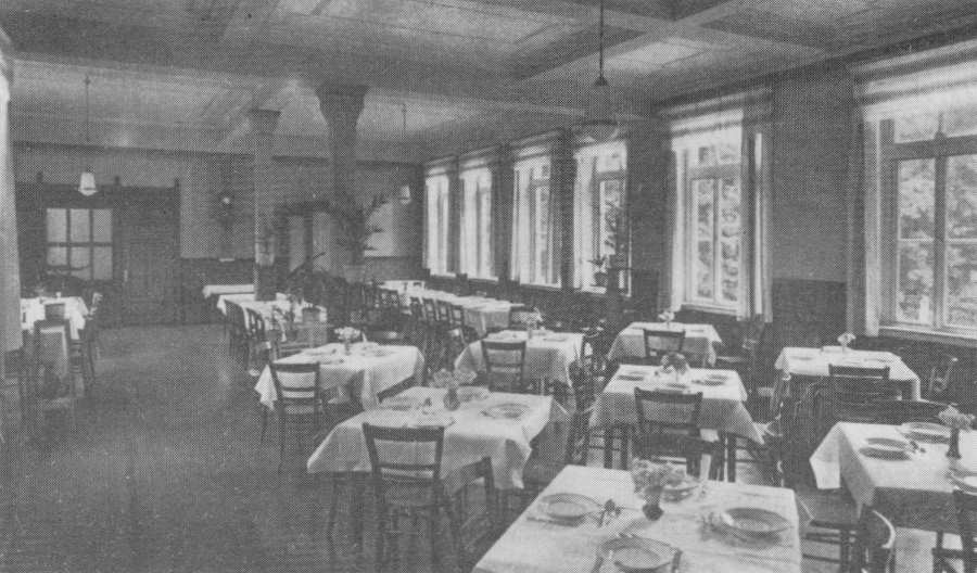 Speisesaal in den 50er Jahren Speisesaal in den 50er Jahren