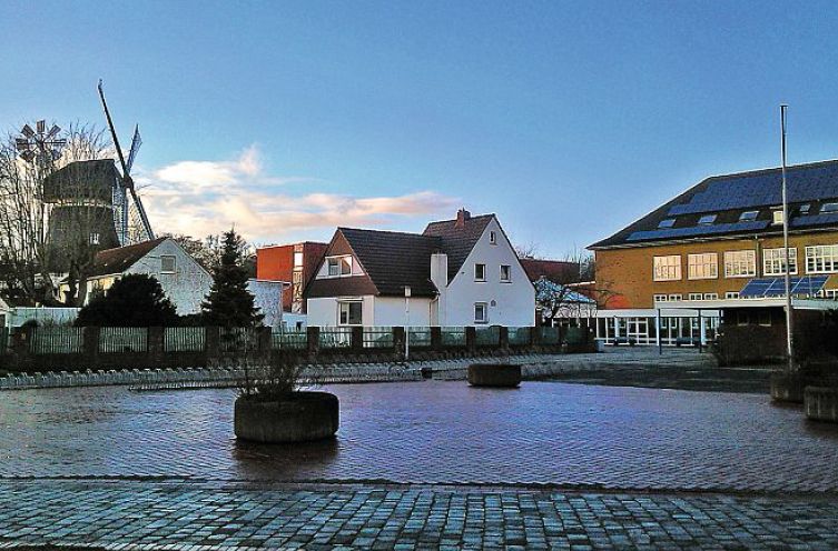 Die Gebäudekomposition mit der Mühle