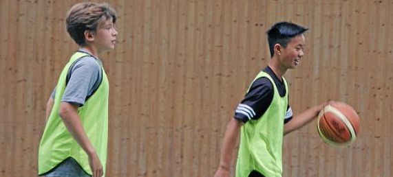 dribbeln mit dem Ball dribbeln mit dem Ball